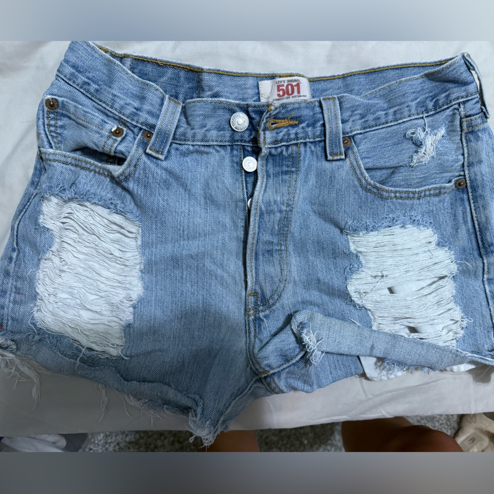 Levi's Women's 501 Distressed Denim Shorts - Light Blue